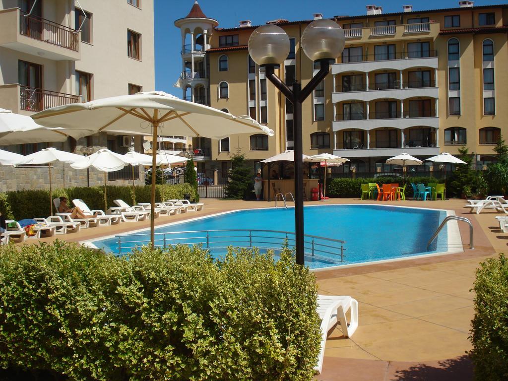 Summer Breeze Apartments ซันนีบีช ภายนอก รูปภาพ